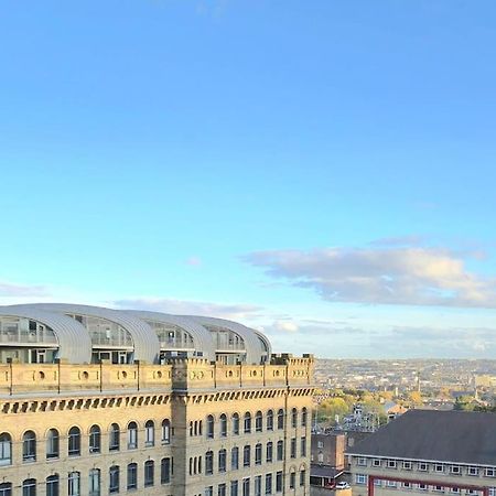 Modern Duplex Penthouse Panoramic Views & Parking Apartment Bradford  Bagian luar foto