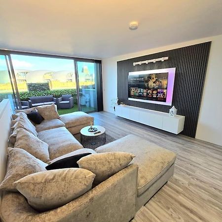 Modern Duplex Penthouse Panoramic Views & Parking Apartment Bradford  Bagian luar foto